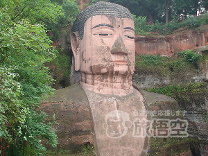世界文化遺産　楽山大仏日帰り観光