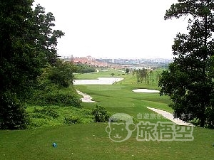 香港発 深セン 光明 ゴルフ クラブ